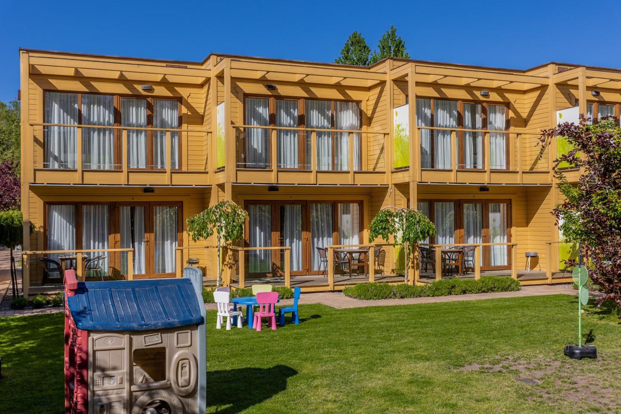 Domki Apartamentowe Bravo Bobolin Exterior photo